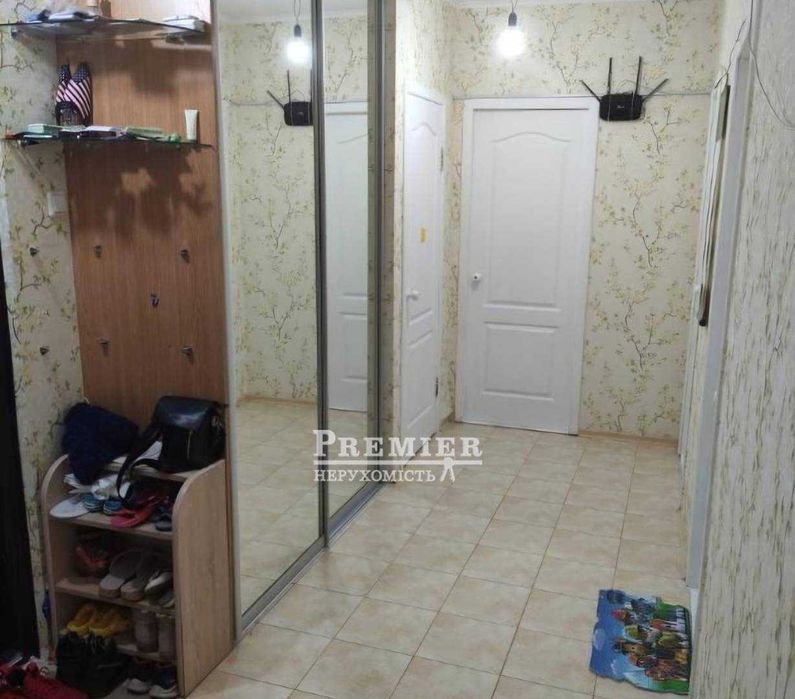 Продам 3-х кімнатну квартиру на Сахарова