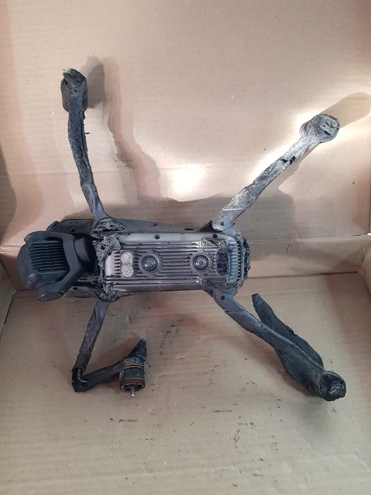 Квадрокоптер DJI Mavic 3