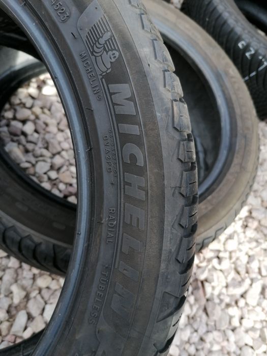235/45/19 Michelin 2023 rok wielosezonowe całoroczne