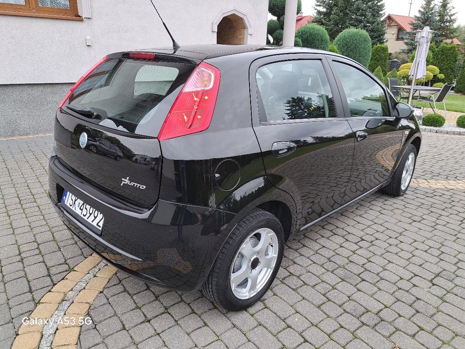 Fiat Grande Punto 1.4 b niski Przebieg 155 tys Sprawny.