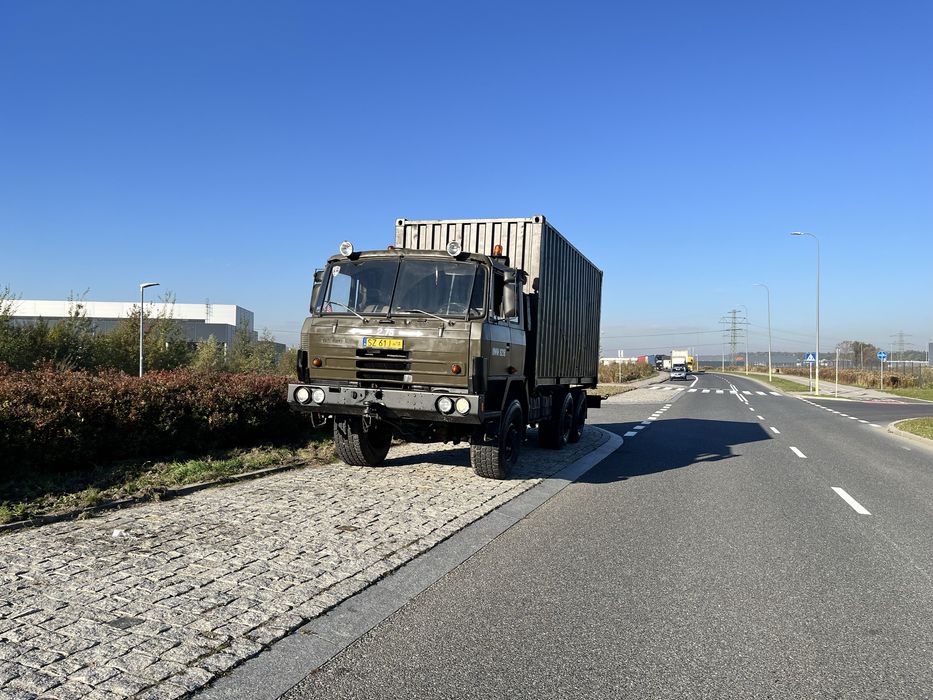 Tatra 815 6x6 Nosnik kontenerów Wojskowa