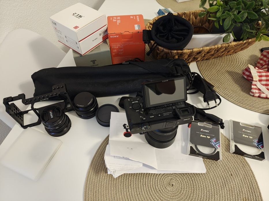 Sony a6000 + acessórios + lentes