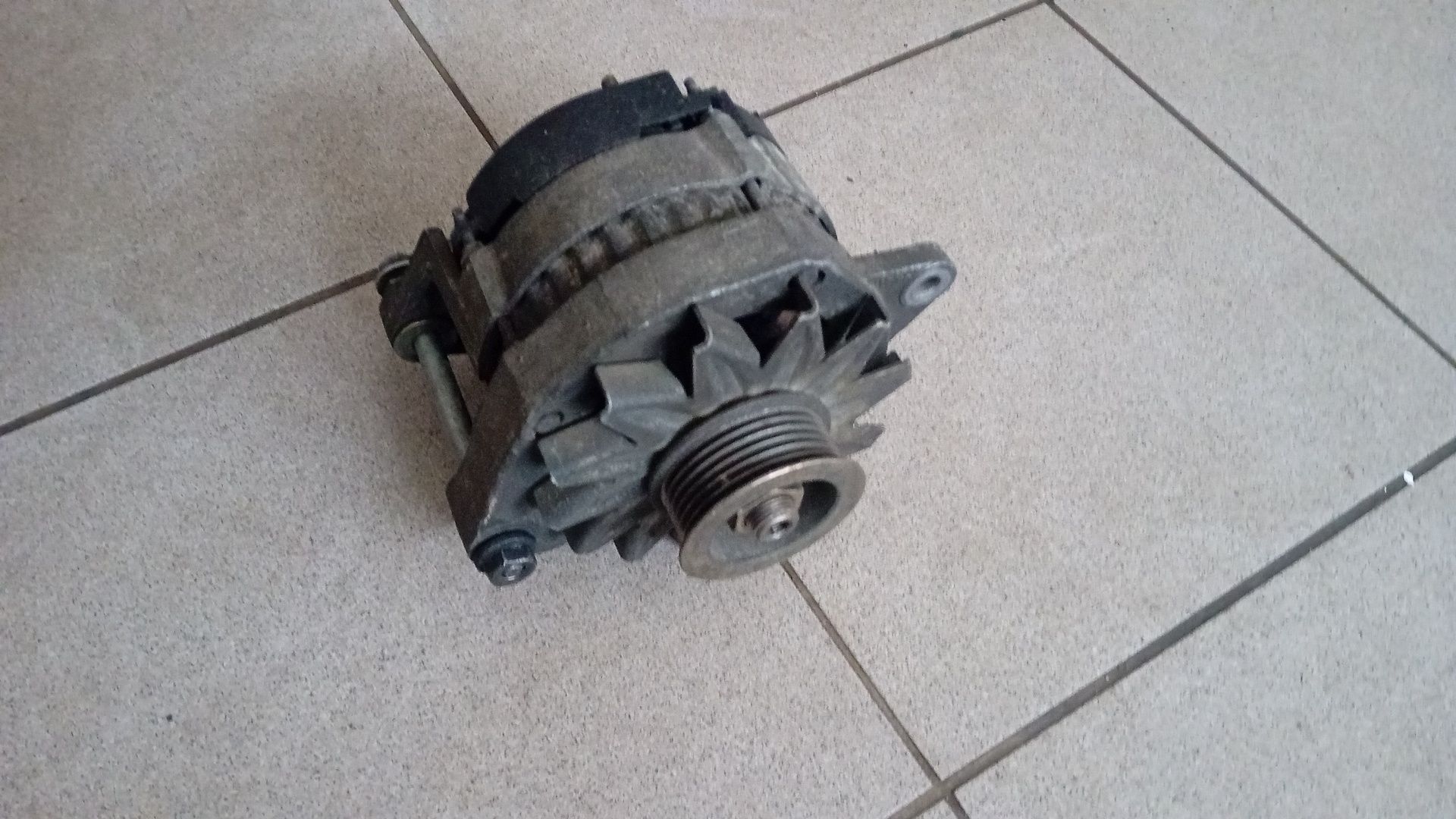 Alternador  de Renault Express