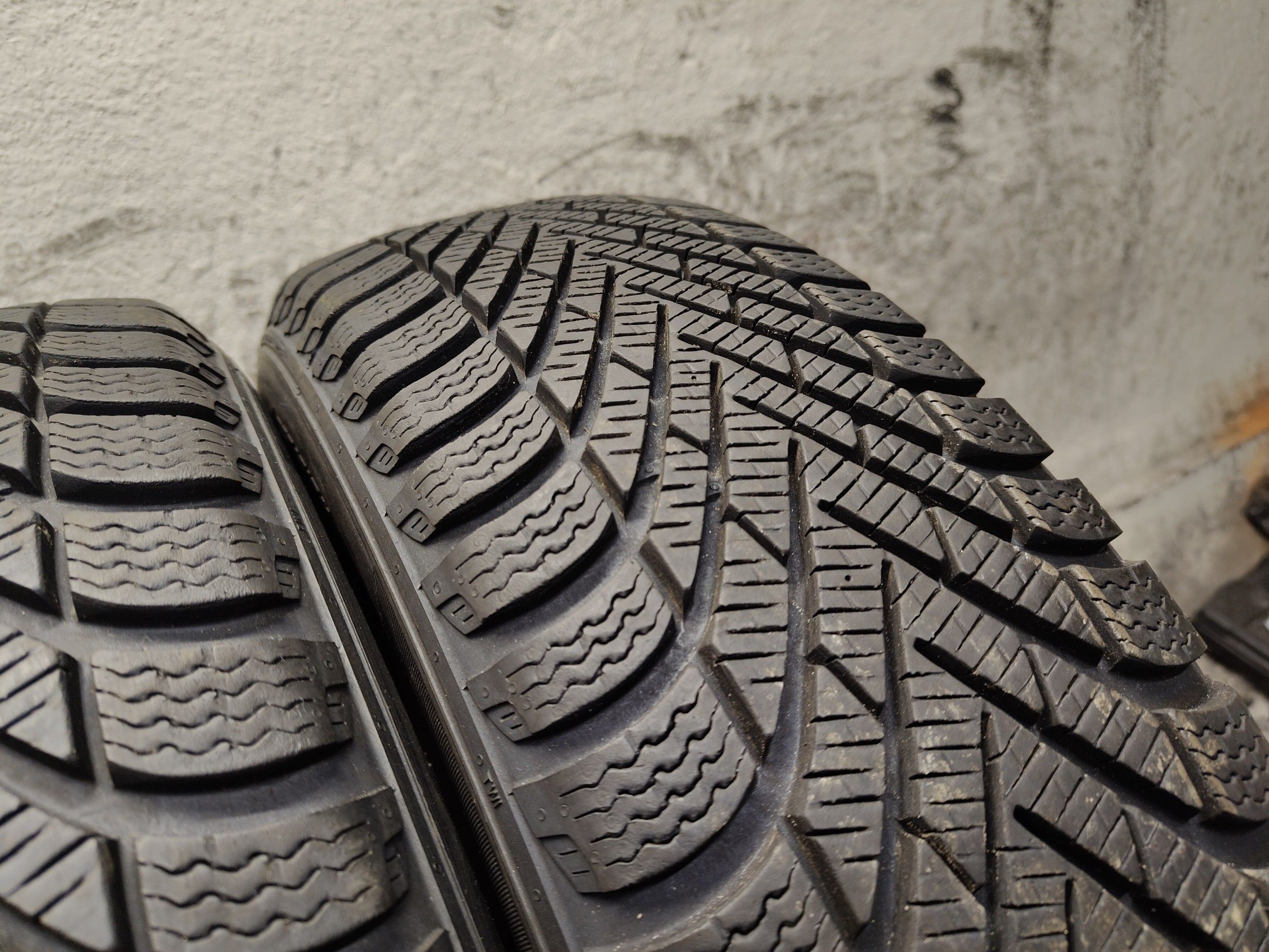 2X 195/65R15 91T Pirelli Cinturato Winter 7,8mm 2021 Opony Zimowe