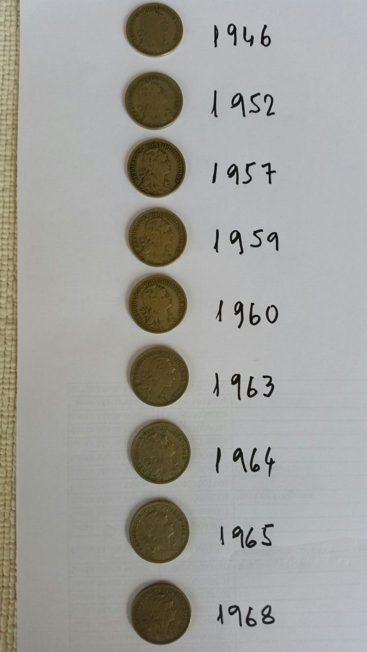 Lote de moedas portuguesas antigas de $50