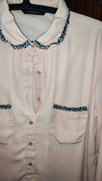 Camisa feminina ESSENXA – Elegância com toque moderno (Tamanho L)