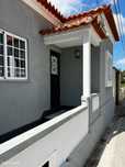 Arrenda-se QUARTOS em Moradia ,com excelente localização Centro Salreu