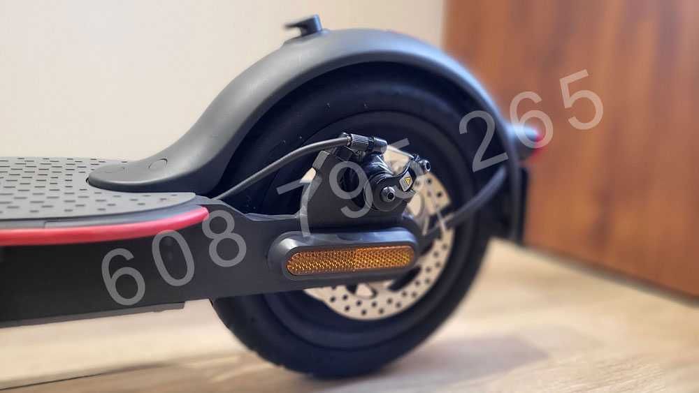 Super stan. Hulajnoga elektryczna Xiaomi Essential Electric M365