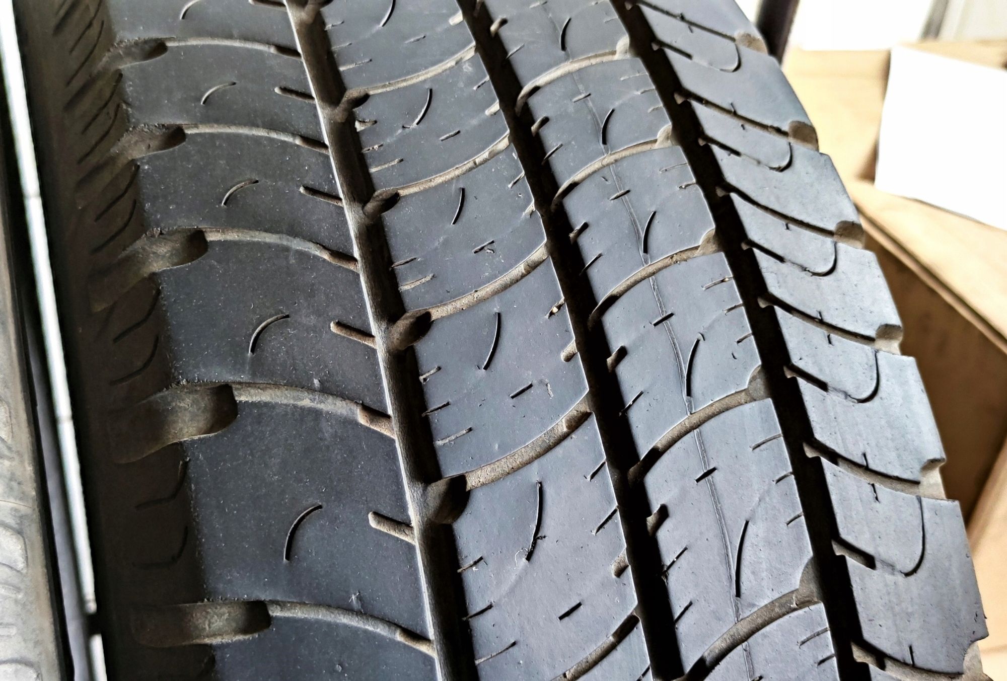 Opona 215/65/16c Goodyear 5,81mm 2018r 2szt.=320zł L