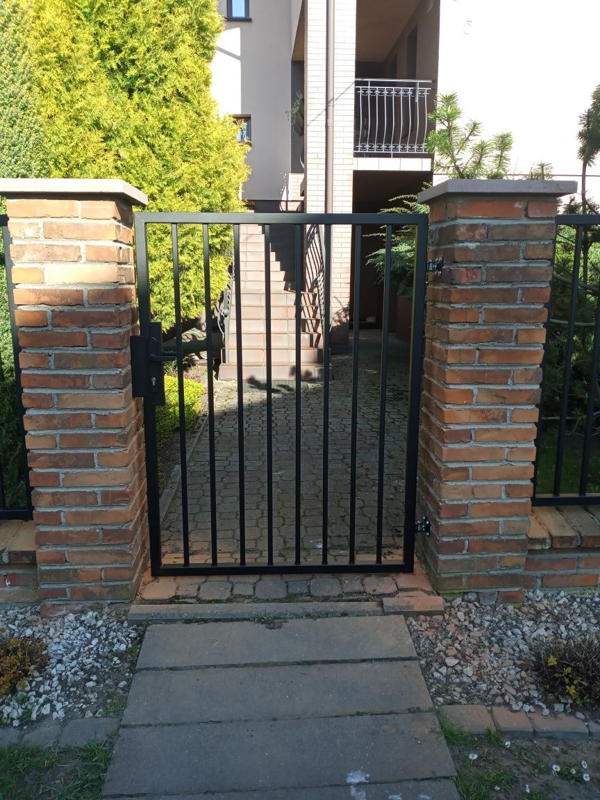 Bramy Ogrodzenia Balustrady- Kompleksowo Producent