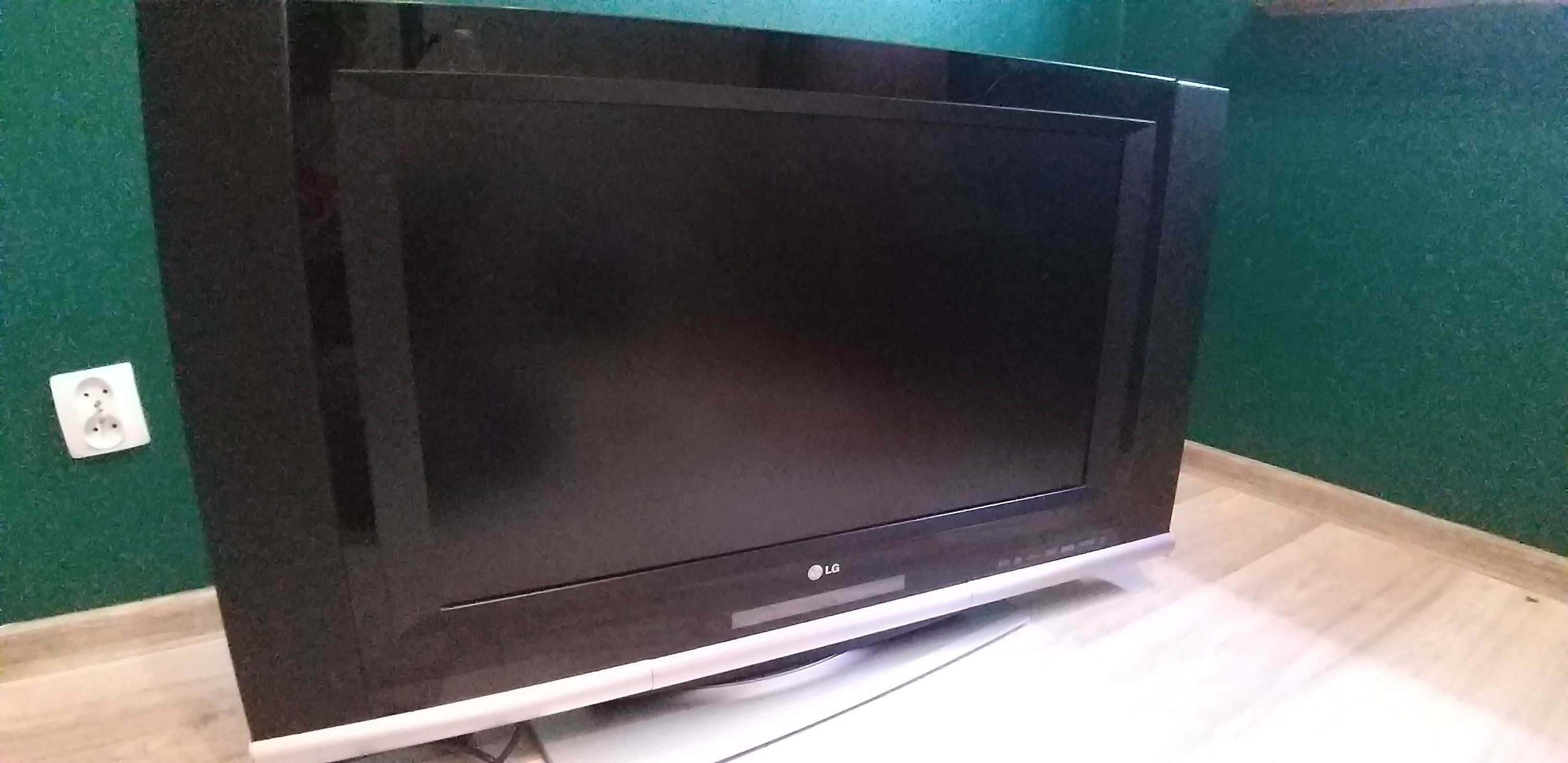 Telewizor LCD 32 cale