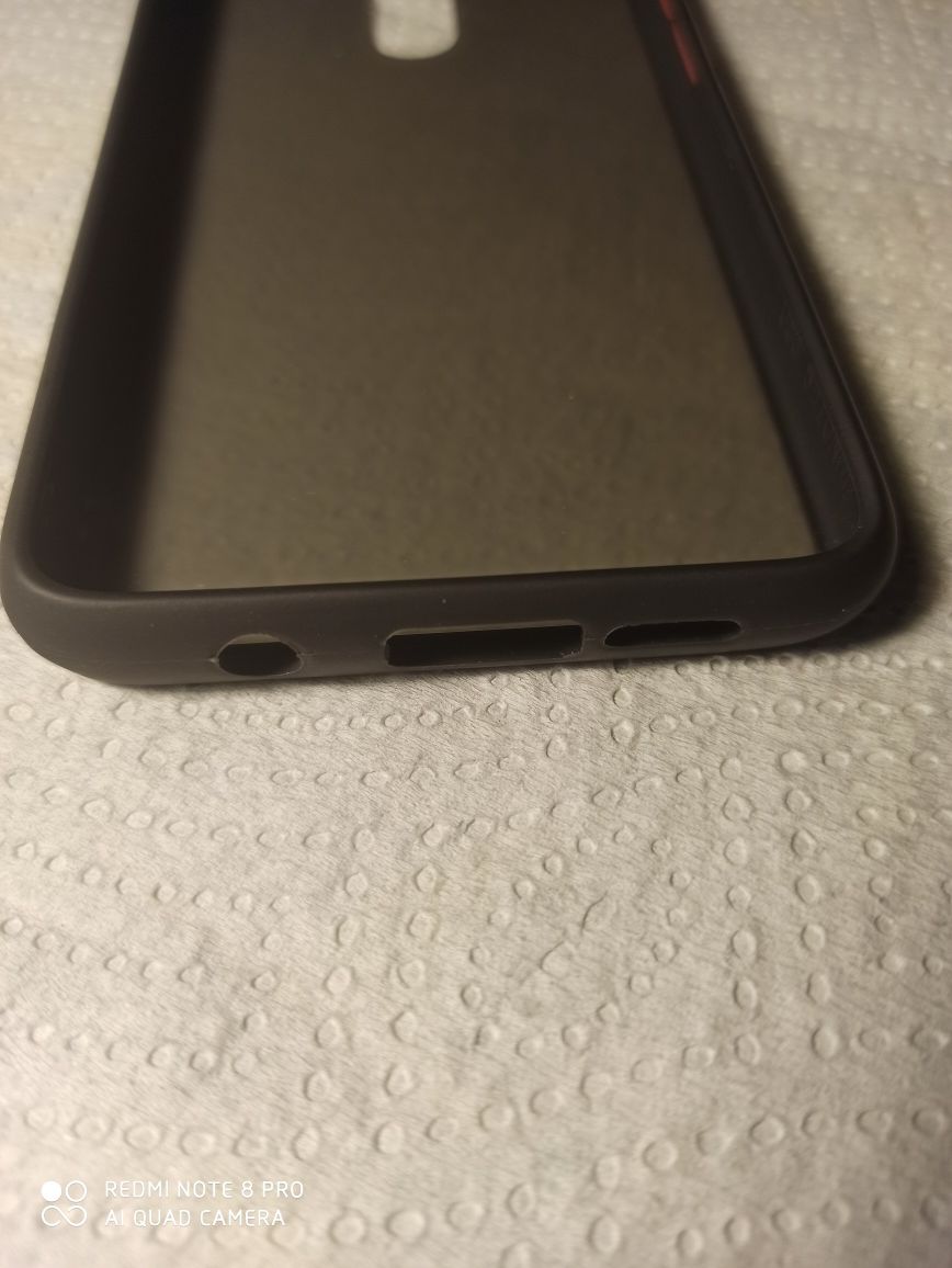 Защитный матовый чехол Litgus для Xiaomi Redmi Not 8 Pro