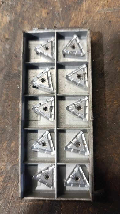 Płytki wieloostrzowe iscar