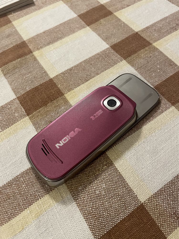 Telefon Nokia 7230