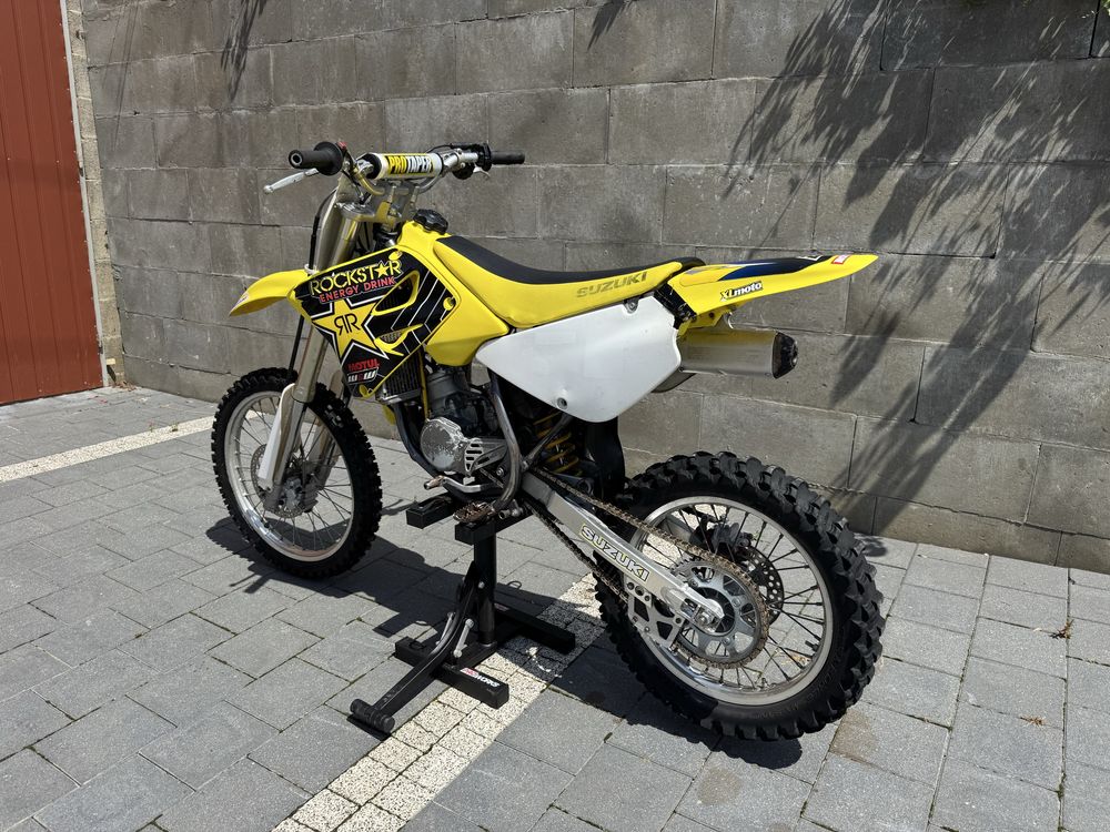 Piękna Suzuki RM 85 (cr sx yz kx tc)