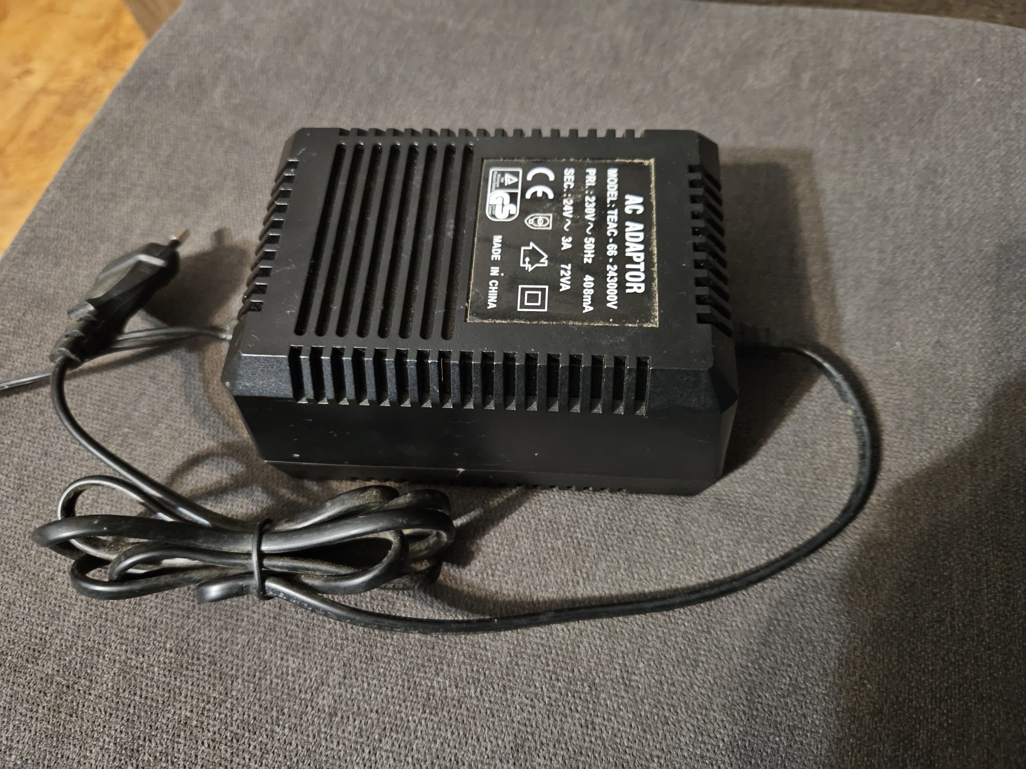 Zasilacz Transformatorowy 24V AC ADAPTOR 3A  72VA