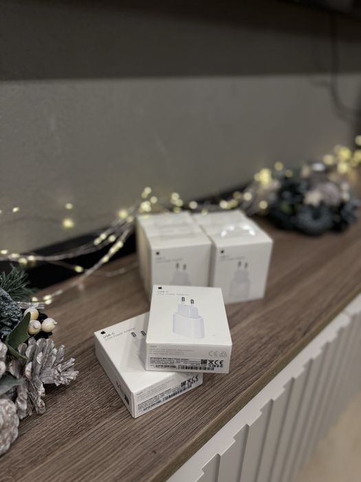 Зарядний блочок Apple