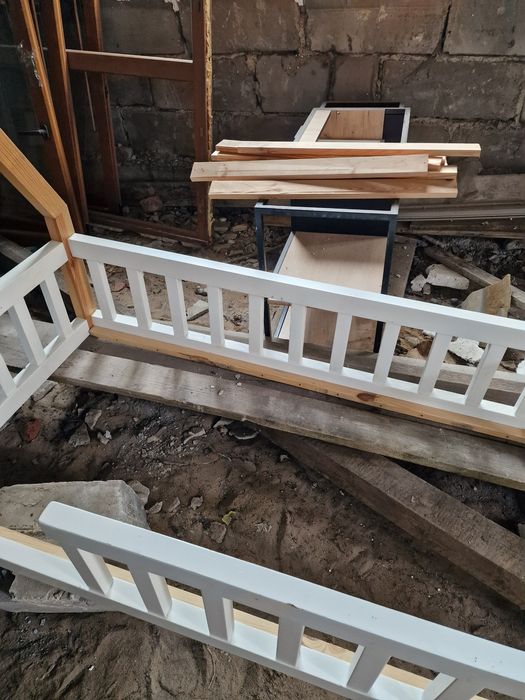 Łóżeczko dla dziecka drewniane