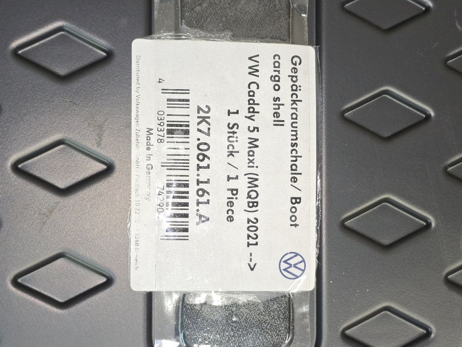 VW CADDY 5 V 2k7 wykładzina bagażnika NOWA OE VW 2K7