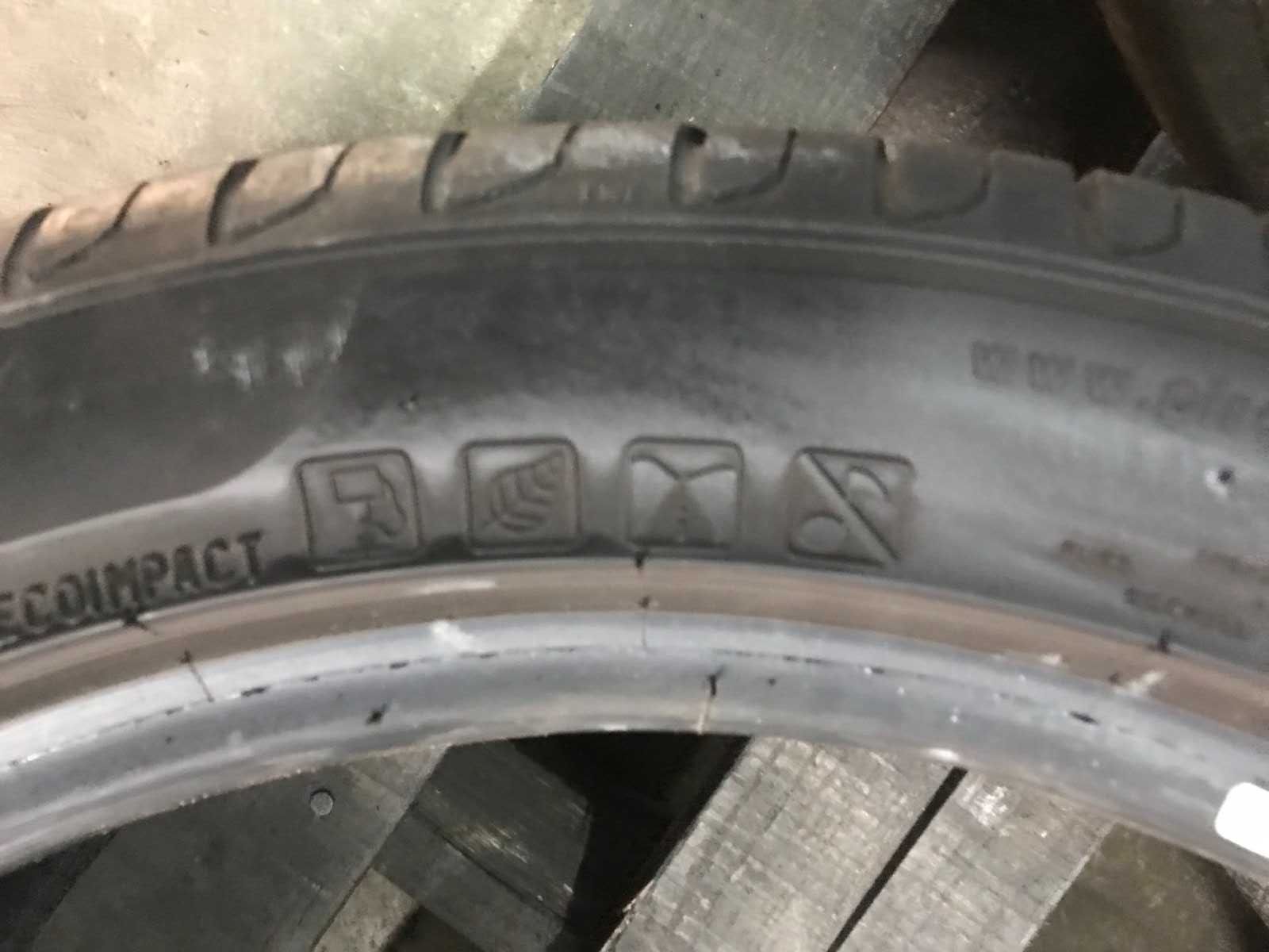 Шини Pirelli 225/45r18 Пара літо б/у склад Оригінал