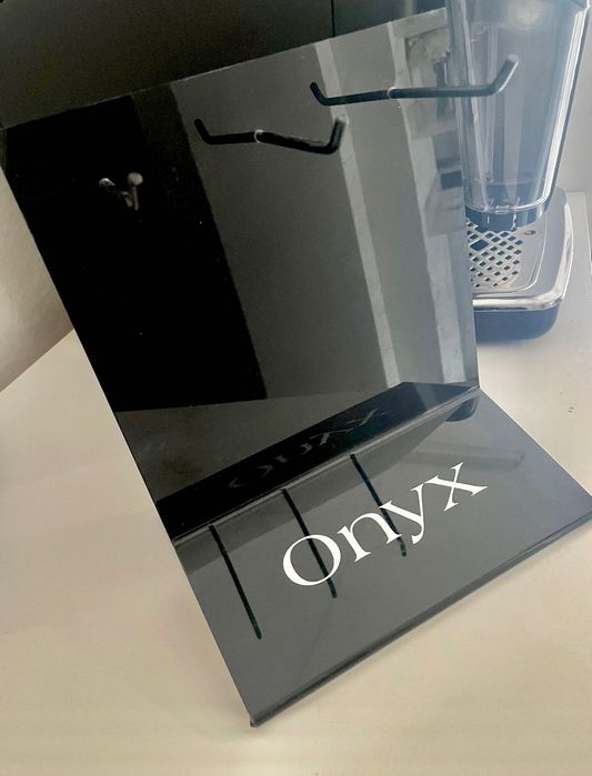 Wieszak na kremy do solarium ONYX