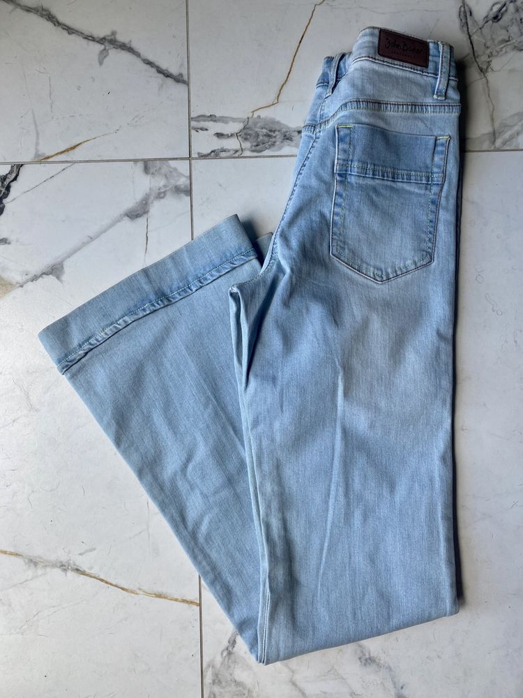 Spodnie jeans z lycra NOWE 38