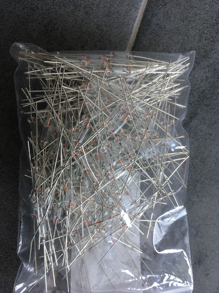 200 Fusiveis de 3A Glass fuse