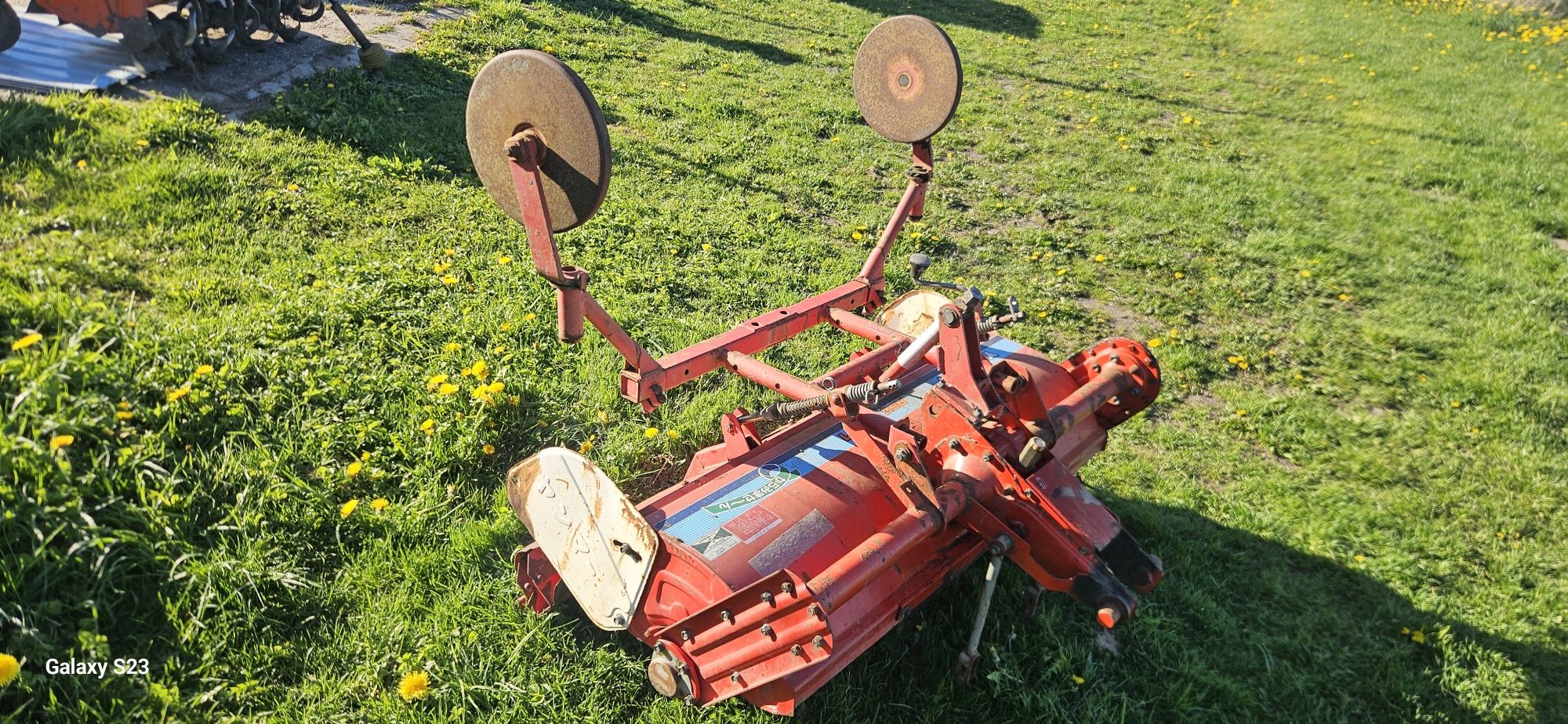 Glebozgryzarka yanmar