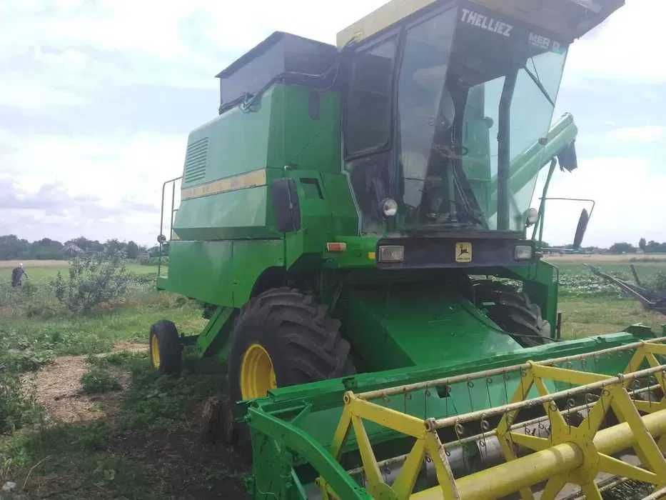 Продам комбайн John Deere 975