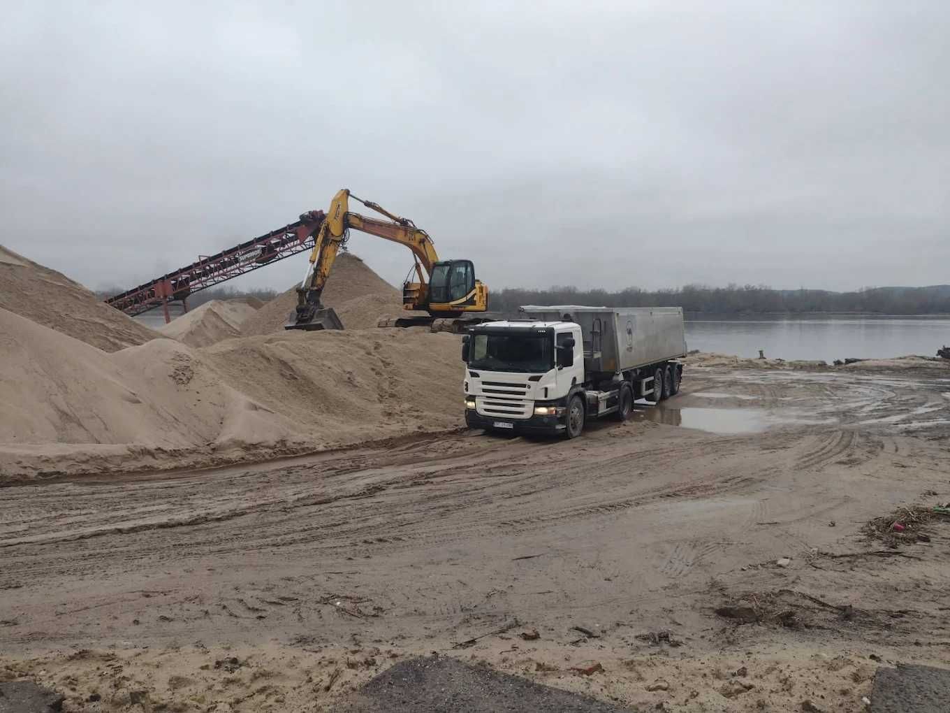 Piasek wiślany, przesiewany, zasypowy, dostawa bądź odbiór osobisty