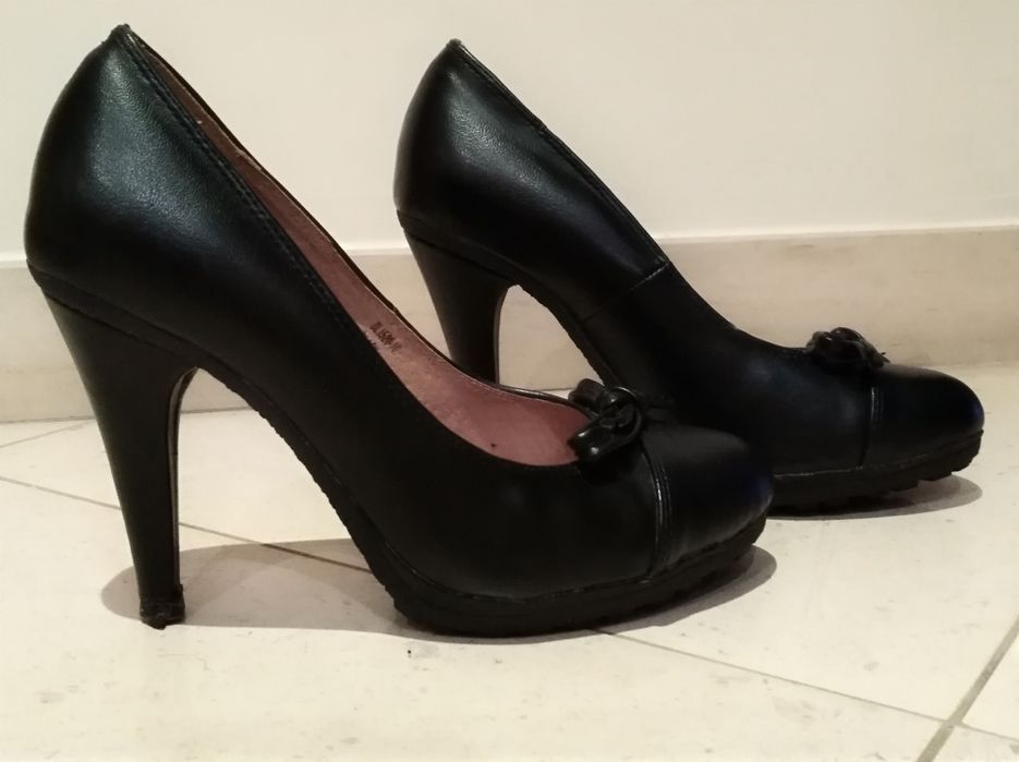 Sapato salto alto/tacão/stiletto pele T 36 -novos