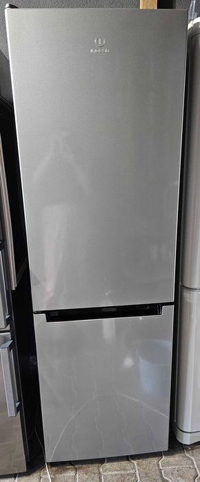 Sprzedam lodówkę Indesit, możliwa dostawa