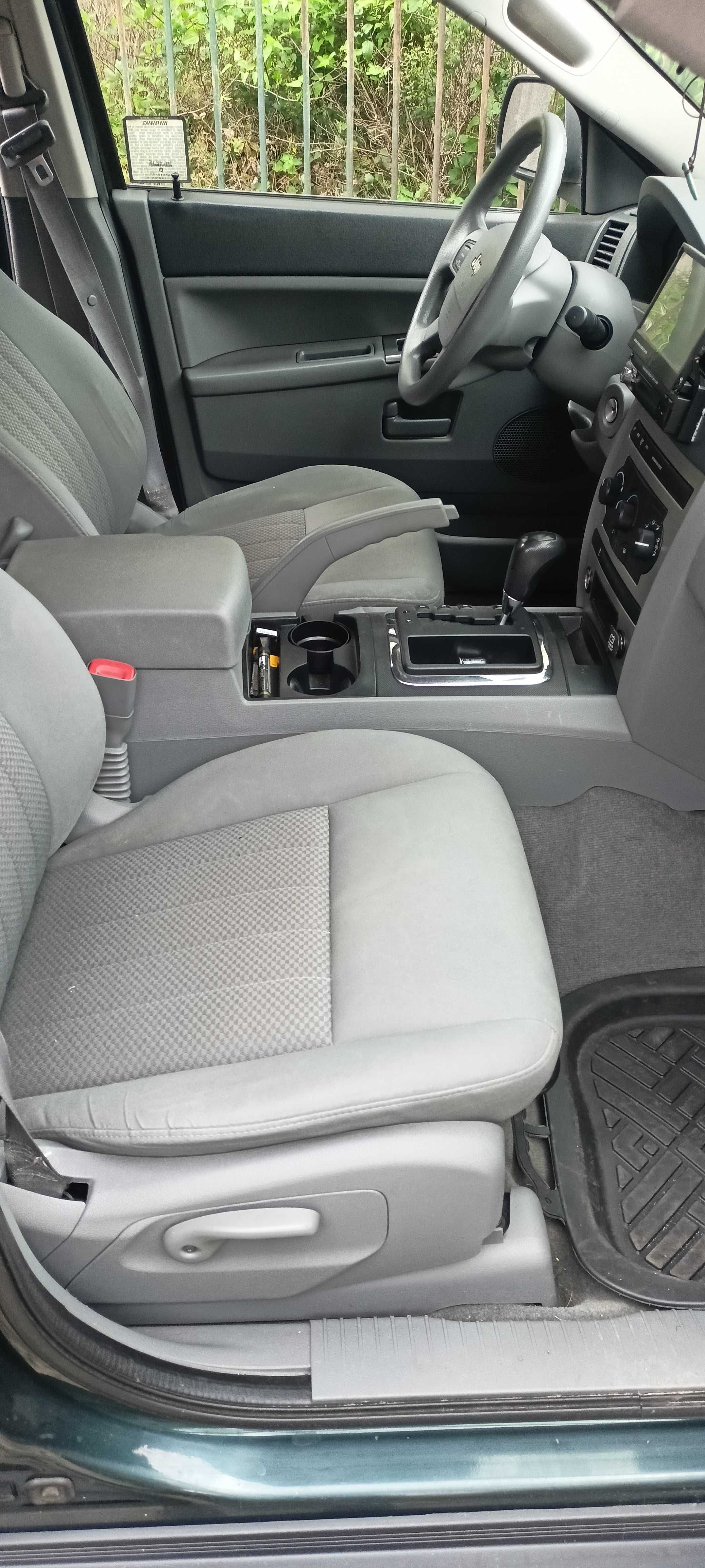 Czytaj opis! Jeep Grand Cherokee WH/WK Laredo. Nowe hamulce / Uszkodzo