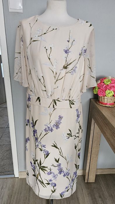 Sukienka elegancka uroczystość nowa