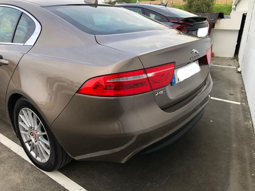 Jaguar XE 2.0 2016