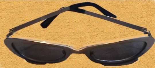oculos de sol da M&G