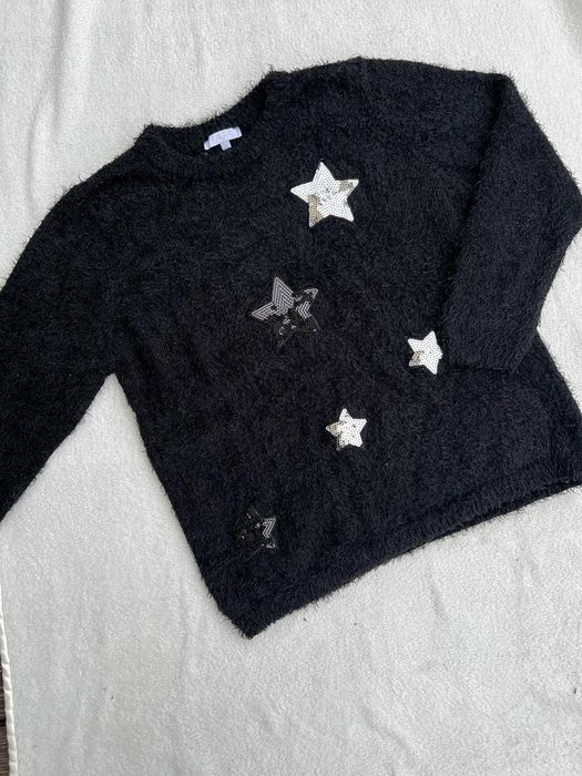 Włochaty sweterek z cekinami gwiazdki XL