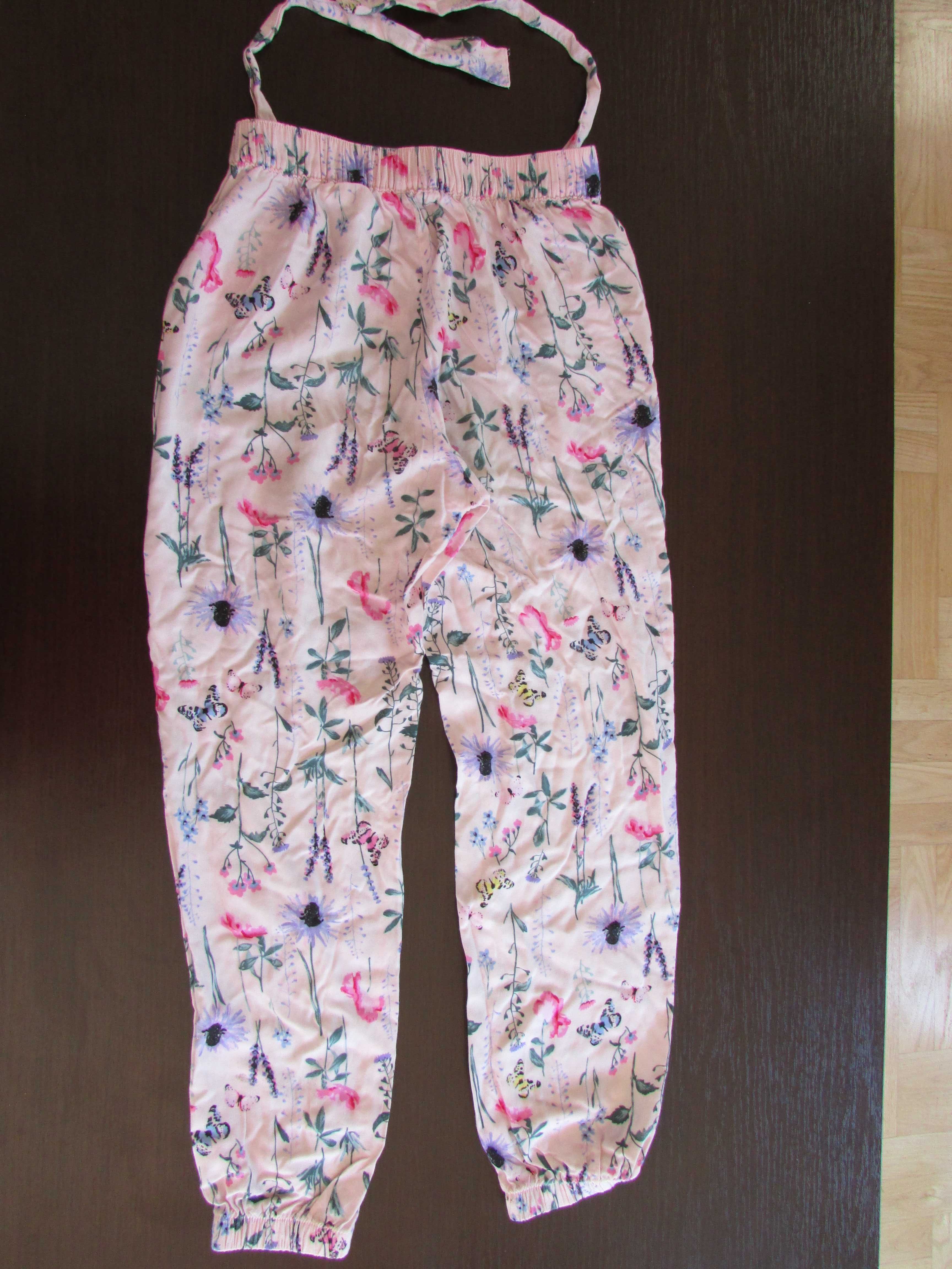 Letnie spodenki dziewczęce H&M rozmiar 134
