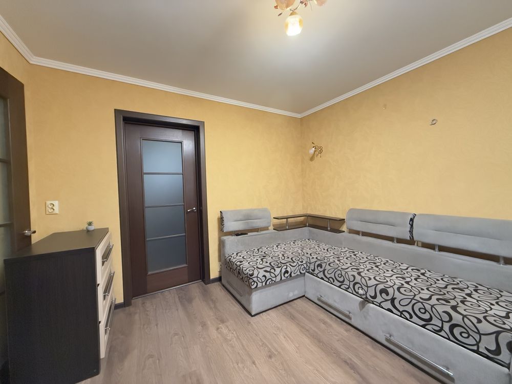 Продам частину будинку з ремонтом! Р-н 3ї лікарні