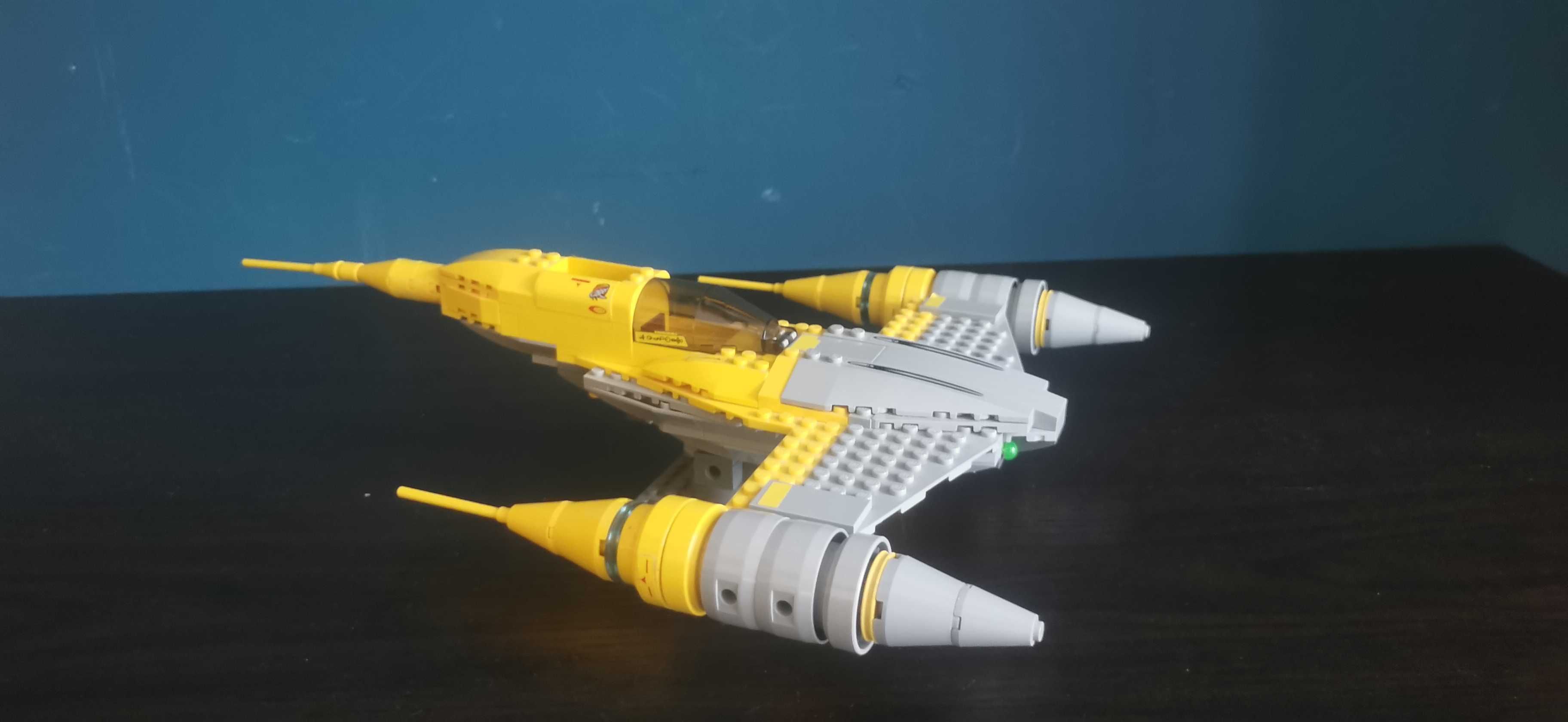 Lego star wars 75092 - Naboo Starfighter