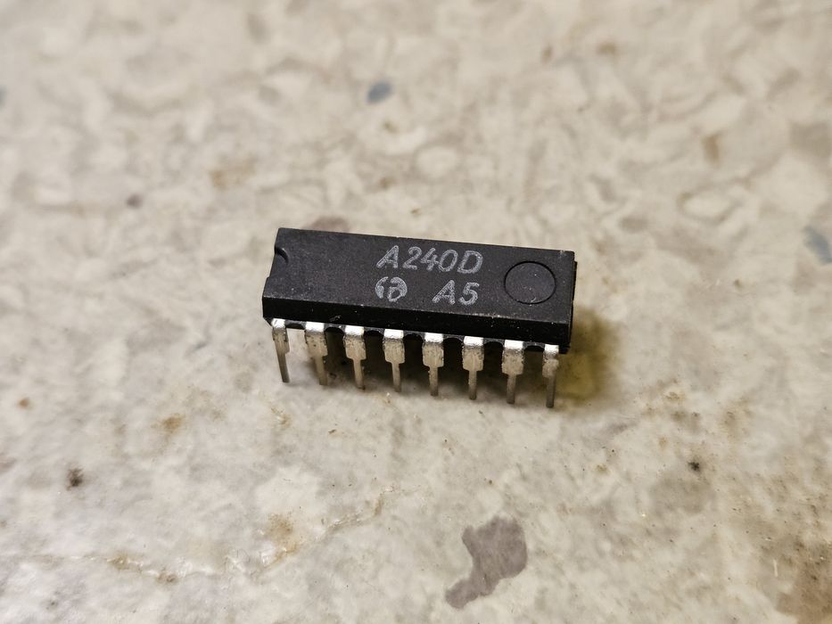 Układ scalony A240D