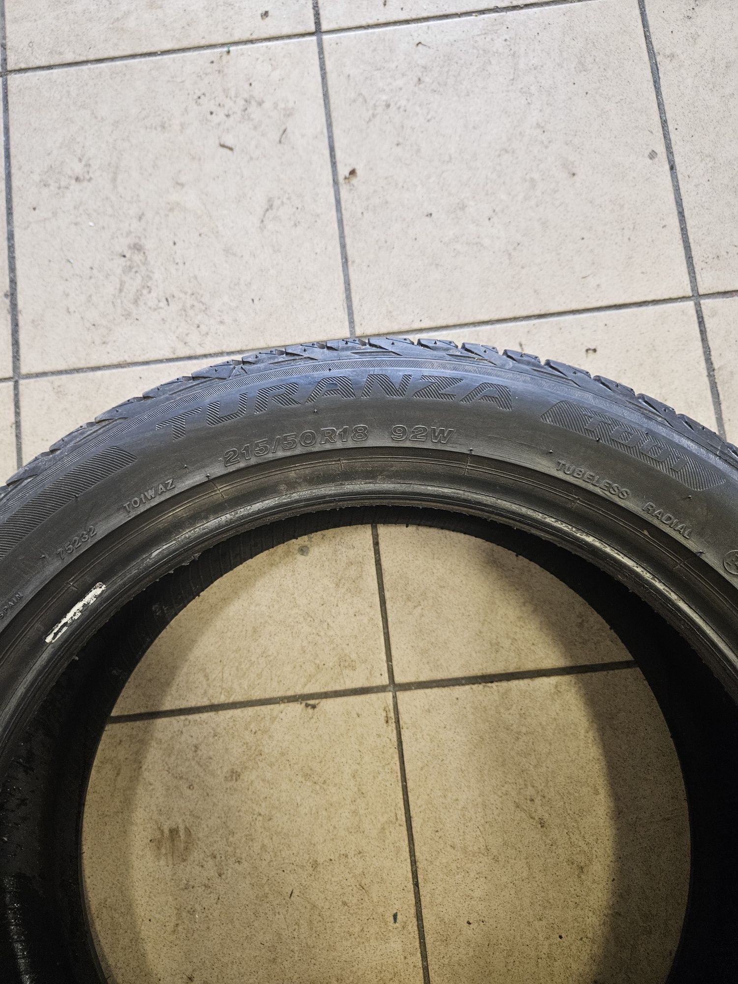 215/50 R18 (92)W Bridgestone Turanza T001