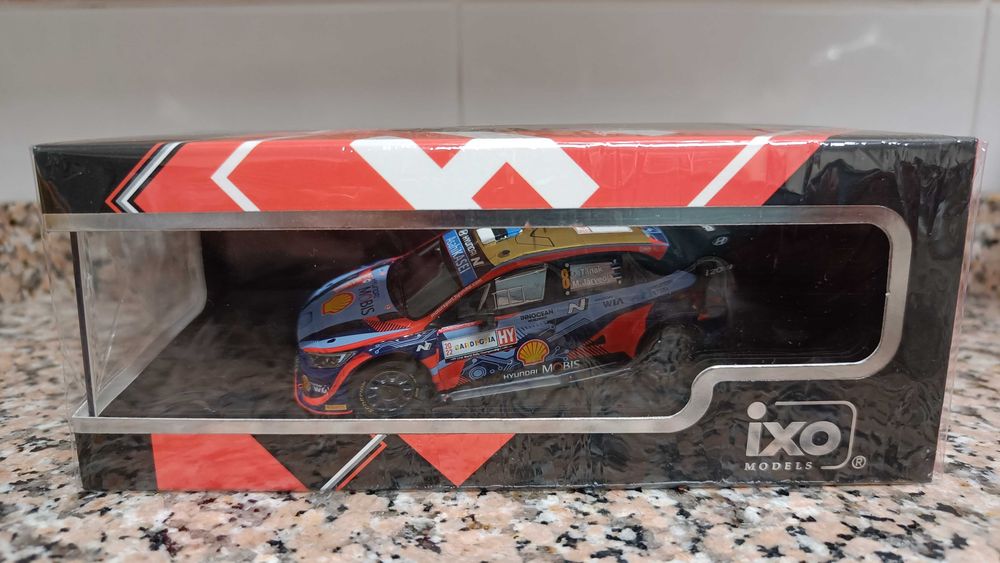 Ixo 1:43 Hyundai i20 N Rally1 Tänak Vencedor Rally Italia 2022