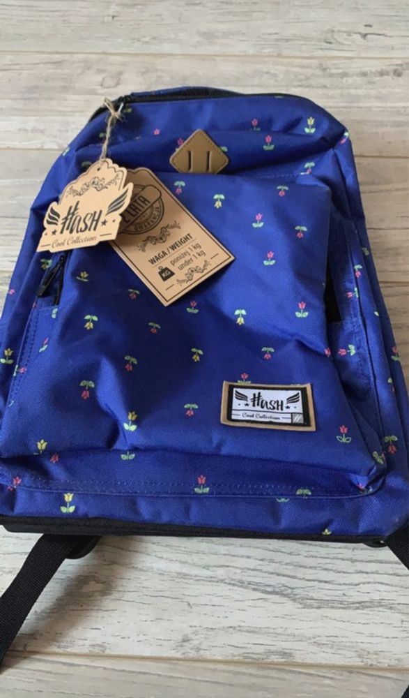 Nowy plecak szkolny Hash Astra niebieski w kwiatki