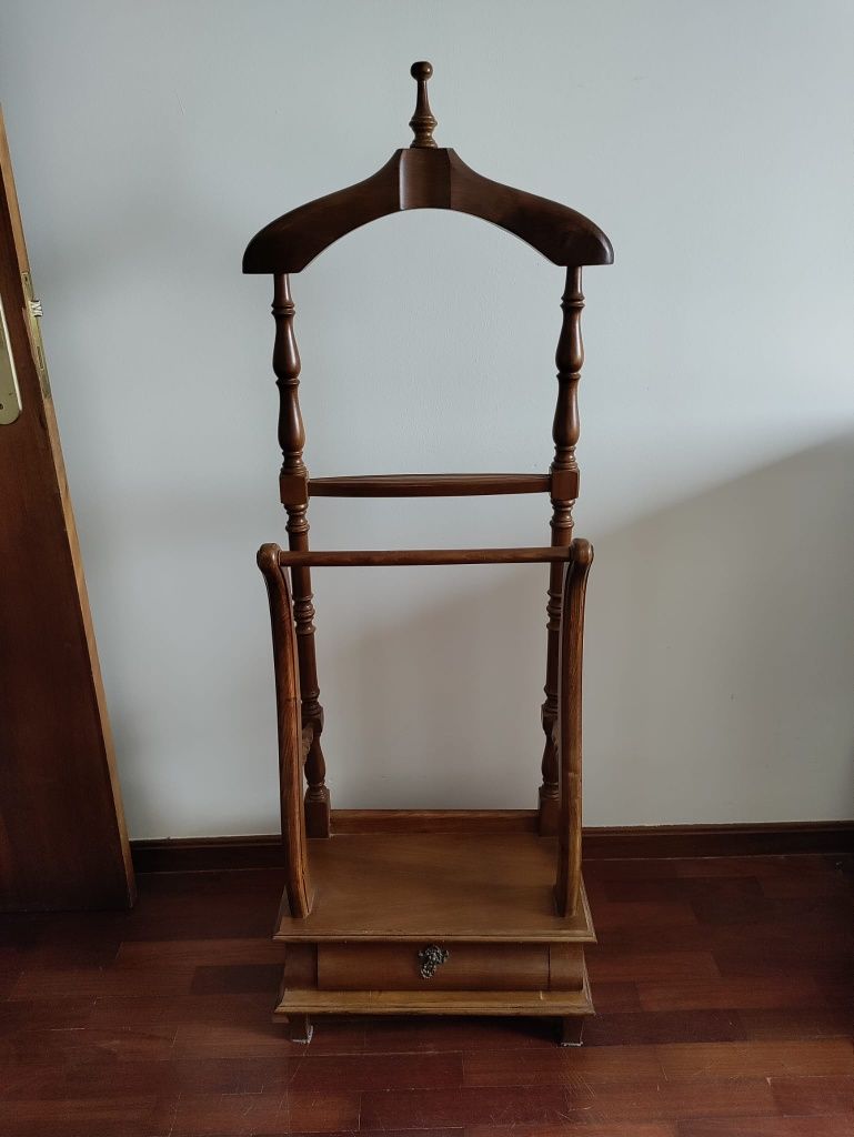 Conjunto de quarto bom estado