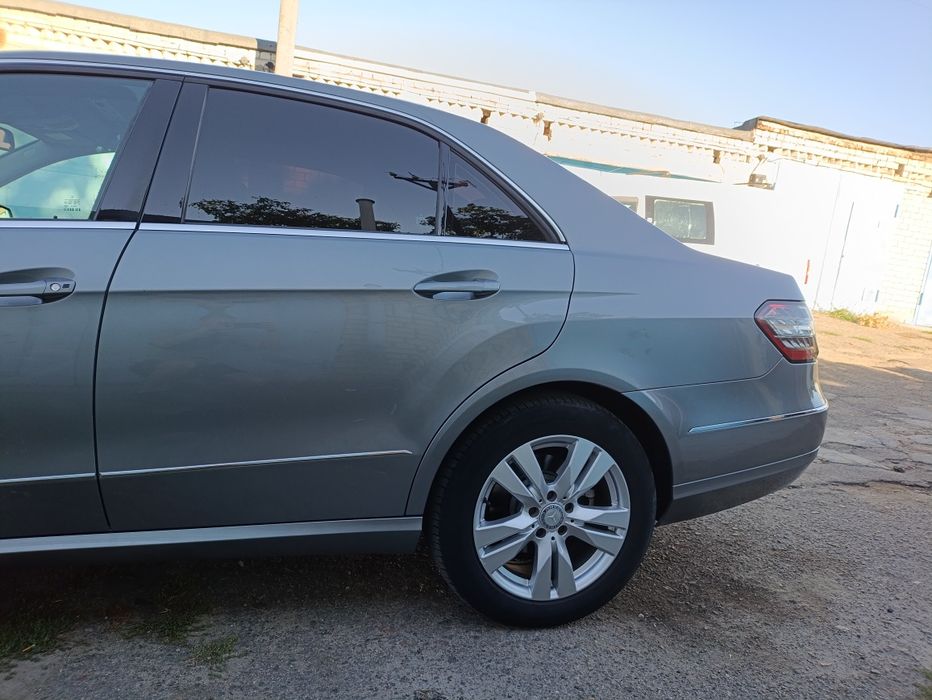 Продам Mersedes E220,w212
