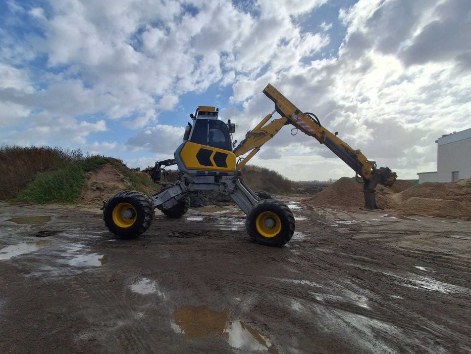 Menzi Muck Koparka Górska krocząca A91
