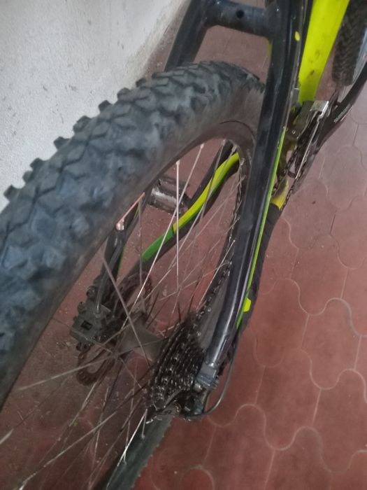 Vendo Bicicleta Mountain CUBE, CARCAVELOS