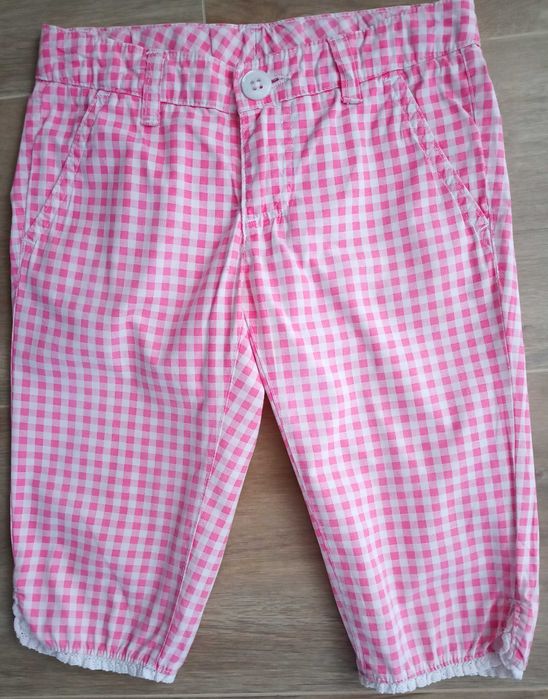 Bermudas Benetton 6/7 anos cinta ajustável