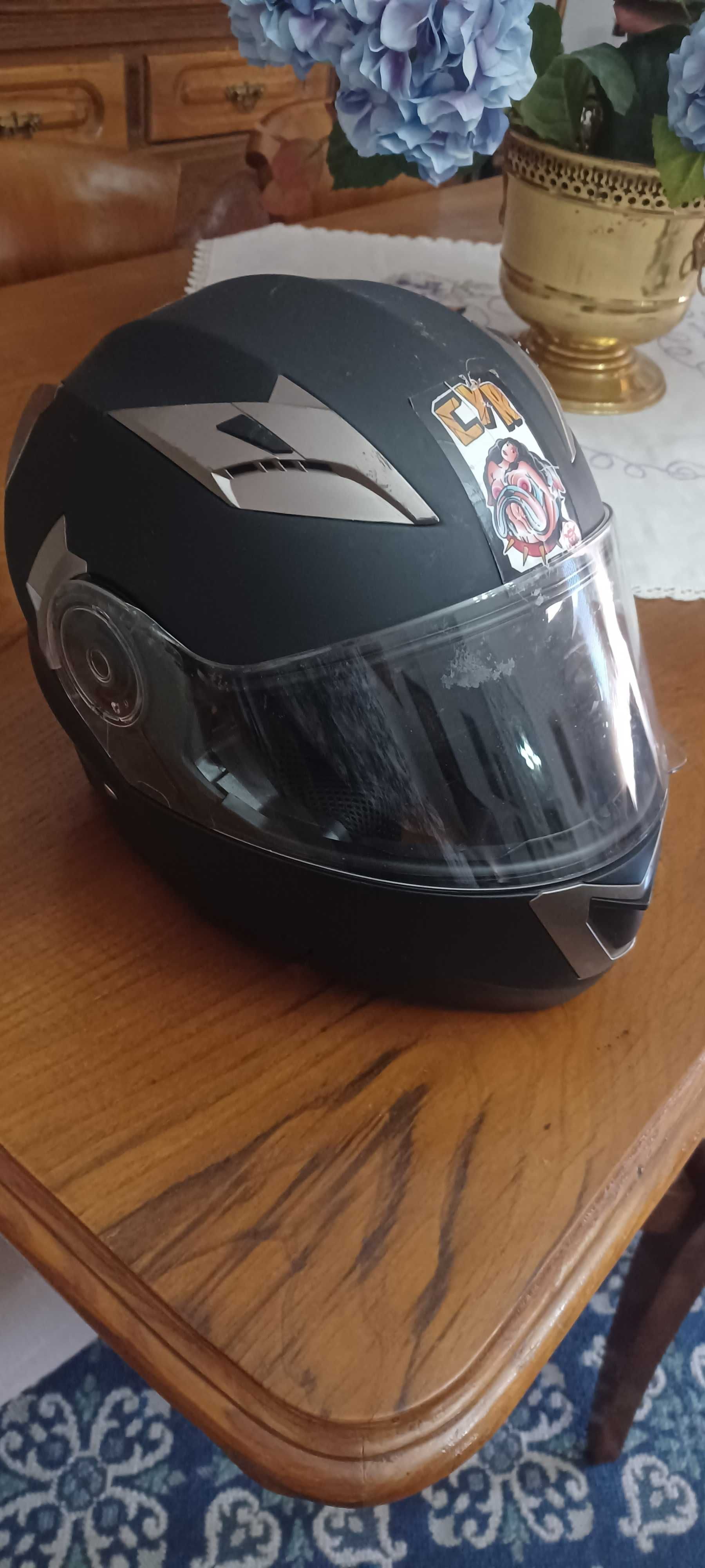 Capacete em óptimo estado